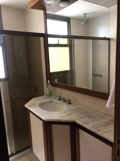 Apto 02 - Vista Mar Barra Da Tijuca - Rj Apartamento Rio de Janeiro